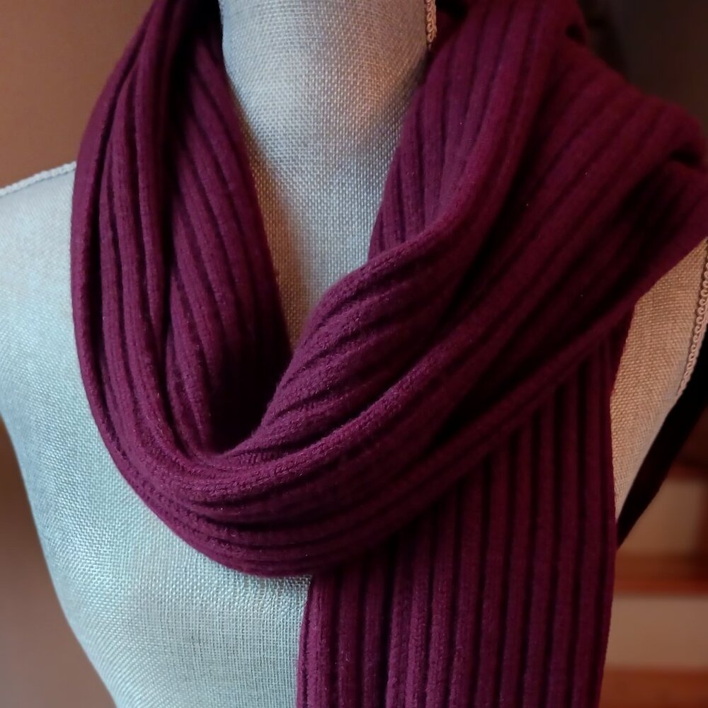 Banana Republic cashmere scarf